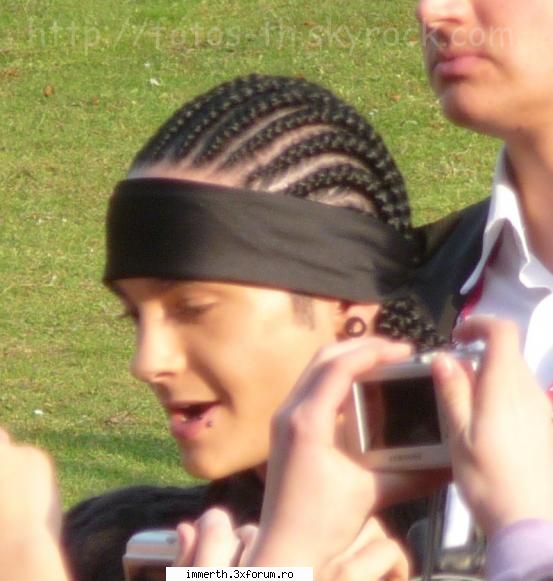 e buna?? :rotfl: poze tom